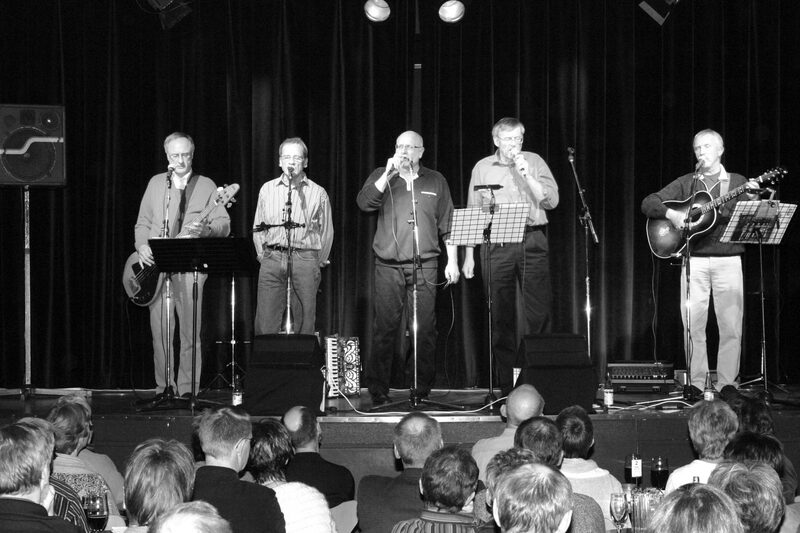 Foto fra Det Hule Hosts historie